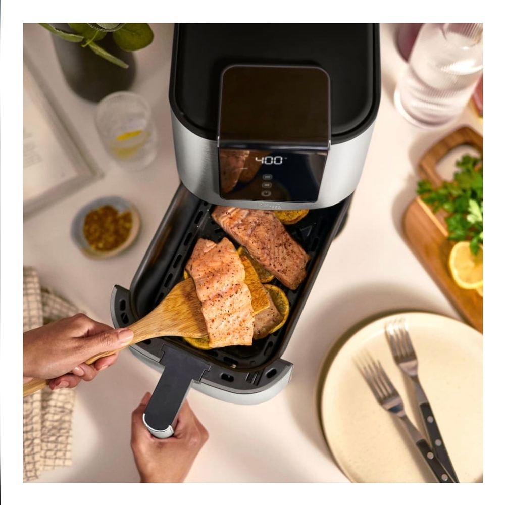 The bella PRO 4-qt. Touchscreen Space Saving Air Fryer NEW IN BOX - Picture 3 of 10